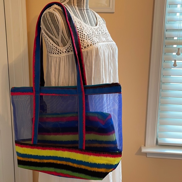 SUPER CUTE ZIPPER BAGS! - Picture 2 of 4